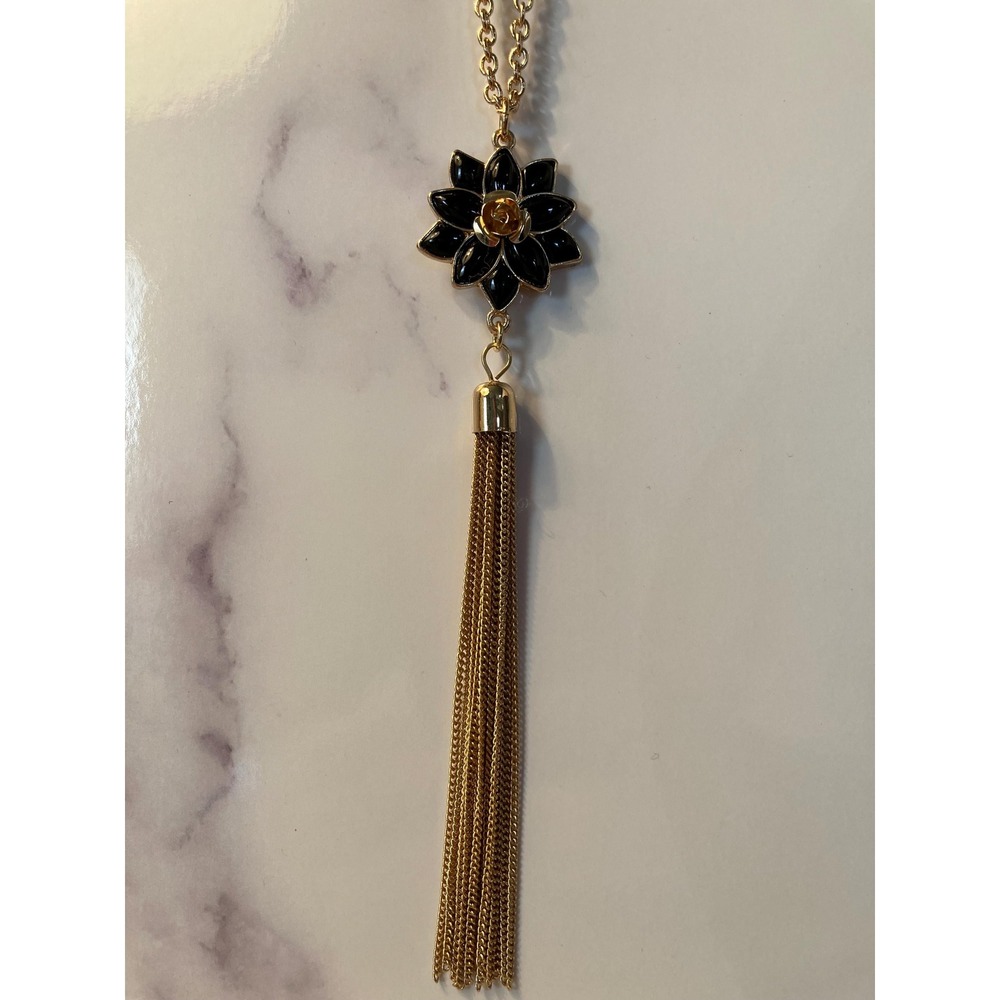 Black Pendant Necklace and Earrings